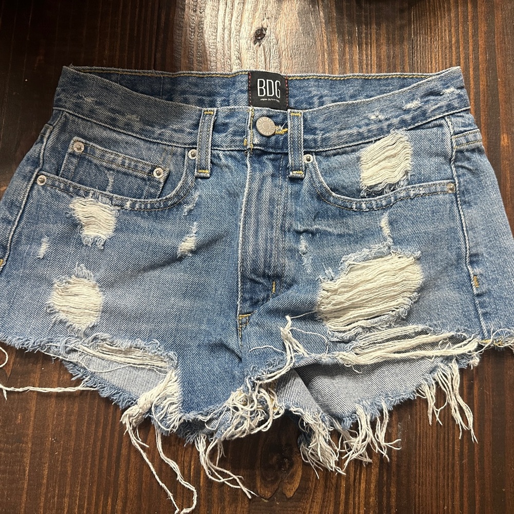 BDG Women's Ripped Jean Shorts - Light Blue